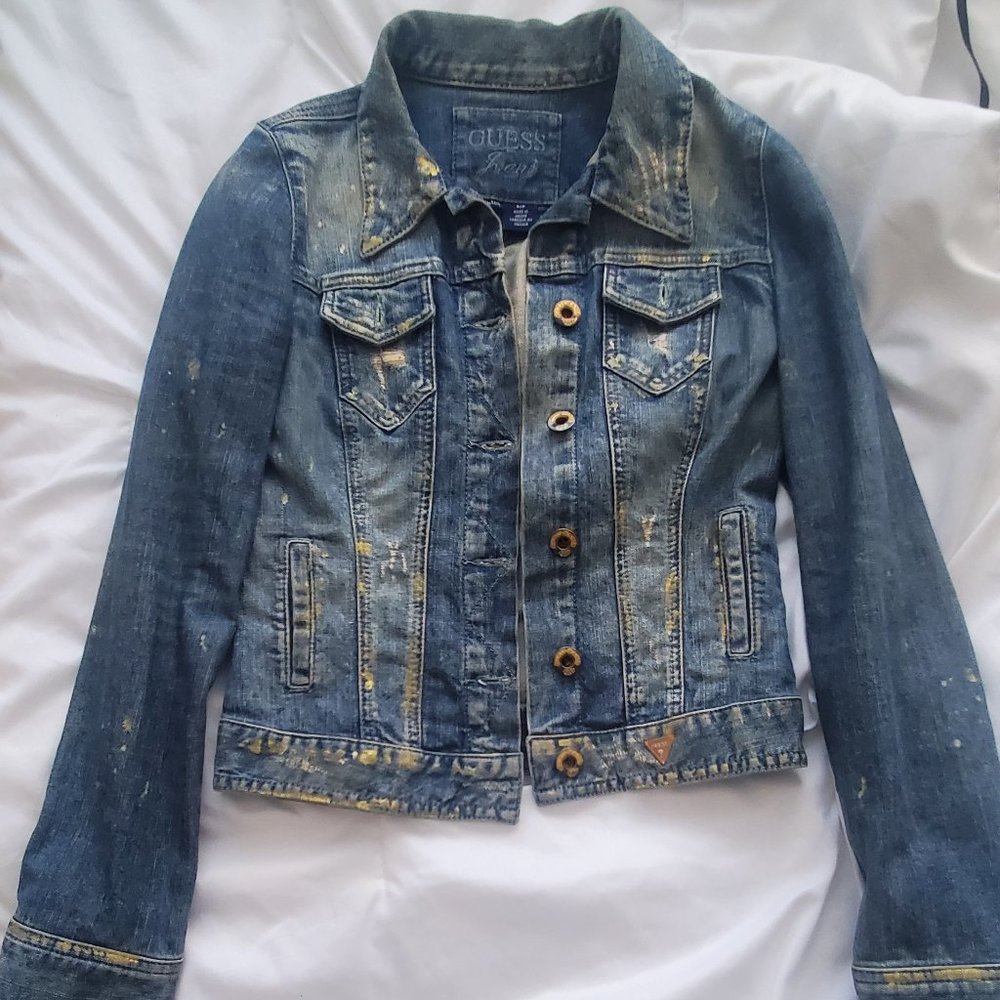 GUESS DENIM JACKET DISTRESSED W/GOLD